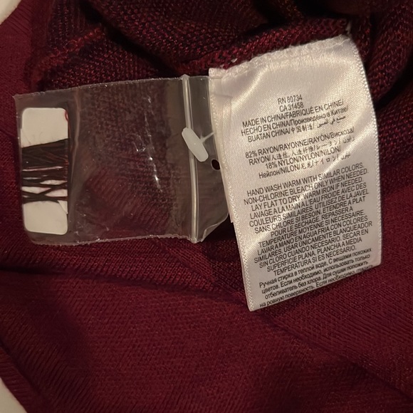 BCBG Generation Top (NWOT) - Picture 6 of 6